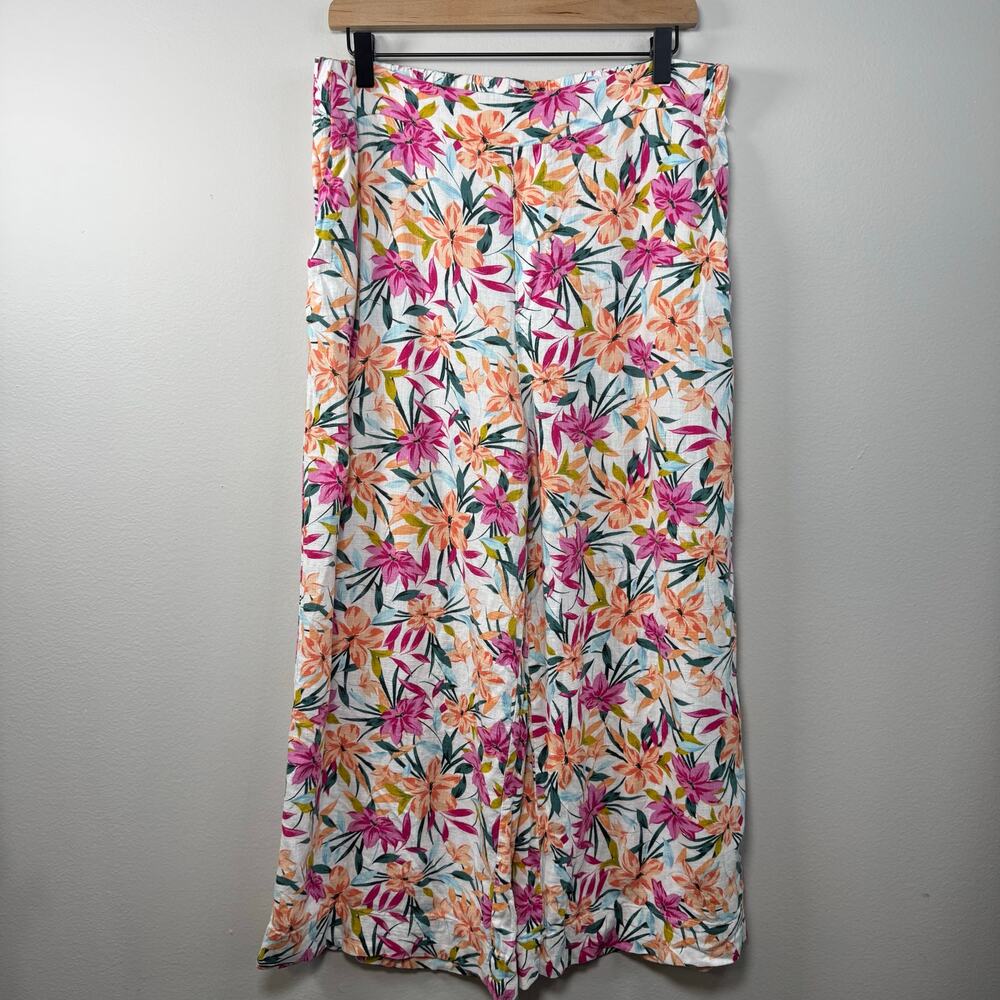 Jessica Simpson White Wide-Leg Floral Pants with Pink & Orange Flowers